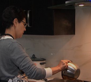 Padminee Chundunsing, présidente de la Fédération des francophones de la C.-B. et passionnée de cuisine